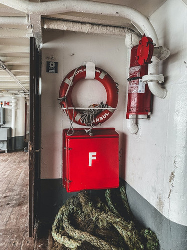 Fire Extinguishers UAE, Fire Supplier Safe harbourship.jpg