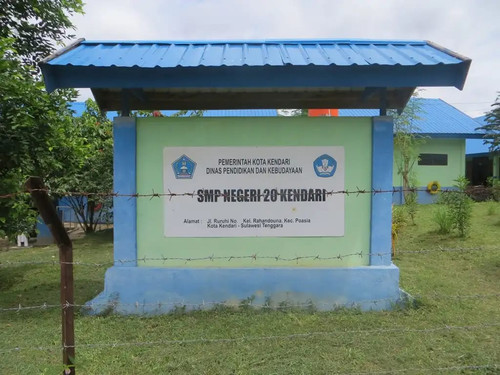 SMP 20 KENDARI.jpg