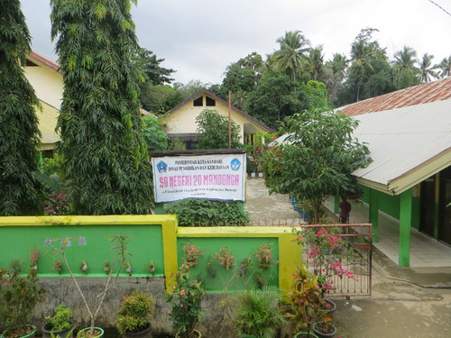 SDN 90 KENDARI B