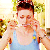 tumblr n430xwbGnV1r3qbbmo2 250 (1).gif