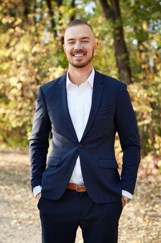 20201011 PR Headshots 112 1.jpg