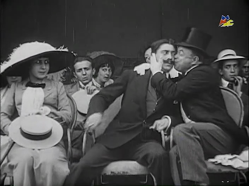 Al cinematografo, guardate... e non toccate (Itala Film, 1912).mkv 20191026 165014.584.png