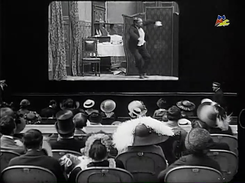 Al cinematografo, guardate... e non toccate (Itala Film, 1912).mkv 20191026 164953.587.png