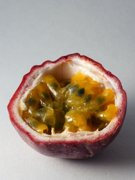 Passionfruit Misty Gem 4908.jpg