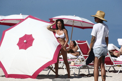 giulia de lellis poses tpless on a beach during a photoshoot in miami beach april 29 2019 14.jpg