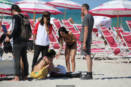 giulia de lellis poses tpless on a beach during a photoshoot in miami beach april 29 2019 104.jpg