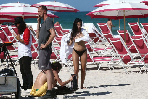 giulia de lellis poses tpless on a beach during a photoshoot in miami beach april 29 2019 69.jpg