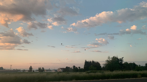 21696B53 C835 4C46 AFCC D259CBF121F3.jpg