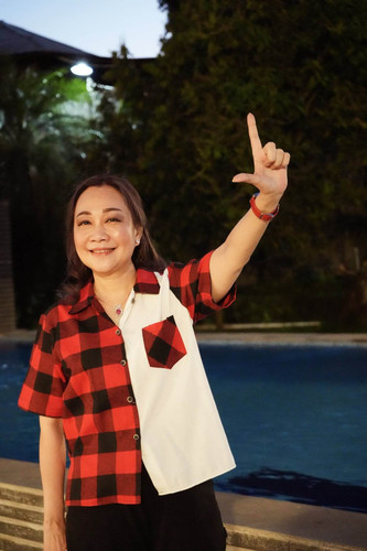 Lily Binti Caleg PDIP Manado