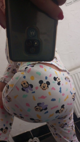IMG e7d84a1cc108ab708703a7d4a45a2973 V.jpg