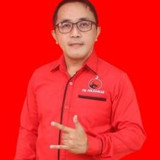 Edwin Kambey Caleg PDIP Minut