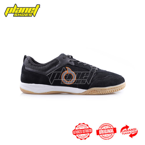 ORTUSEIGHT JOGOSALA DOMINATOR IN BLACK.jpg