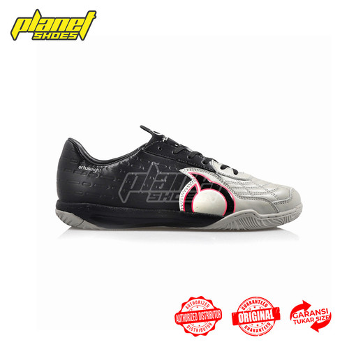 ORTUSEIGHT JOGOSALA TRIVELA GREY BLACK.jpg