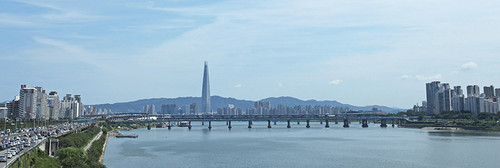 hangang river.jpg