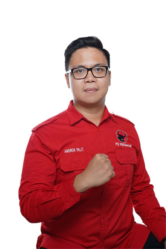 Andrew Palit Caleg PDIP Manado.jpg