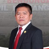 Denny Lolong Caleg PDIP Minut