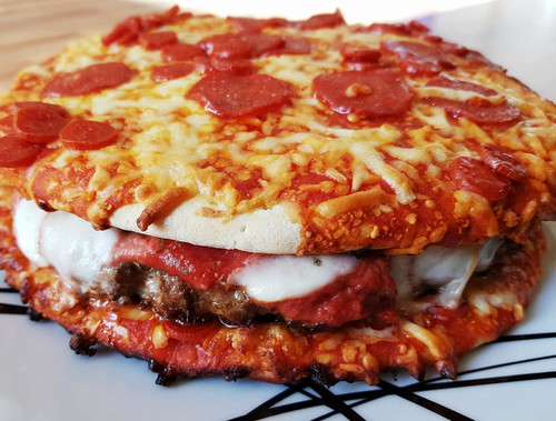 Cheese and Pepperoni Pizza Burger1 (1).jpg