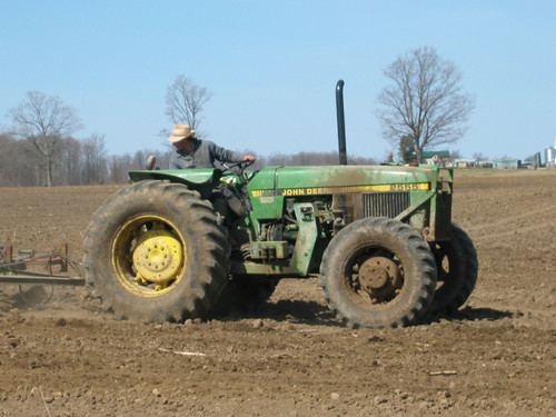 tracktor.jpg