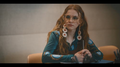 You.Do.You.2023.1080p.NF.WEB DL.DUAL.DDP5.1.x264 GeTrEKT.mkv snapshot 00.53.40 [2023.06.09 14.04.50].png