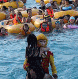 c028cf02b53a8886d94f342b42e2fb47.gif