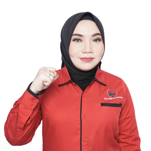 Meyti Ahyani Caleg PDIP Bolsel