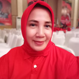 Laly Lakana Caleg PDIP Kotamobagu