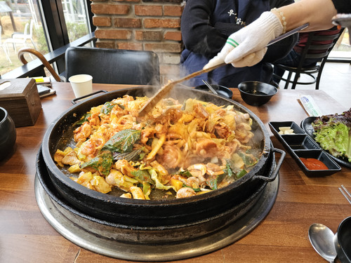dakgalbi.jpg