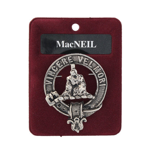 art pewter clan badge macneil macneil 614603 695x695.jpg
