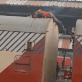 ezgif 5 e0ab78775b.gif