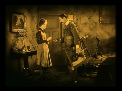 Die.Freudlose.Gasse.aka.The.Joyless.Street.1925.DVDrip HANDJOB.mkv 20191213 175813.766.png