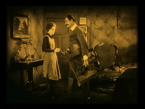 Die.Freudlose.Gasse.aka.The.Joyless.Street.1925.DVDrip HANDJOB.mkv 20191213 175843.340.png