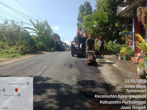 Karanganyar Karangmoncol (penambalan) 1.jpg