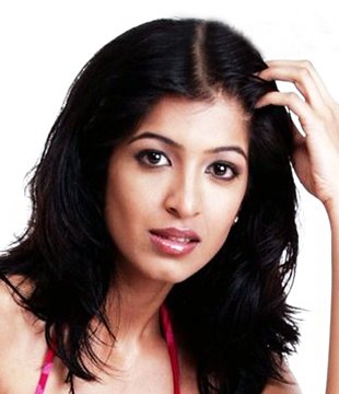 medha raghunathan.jpg