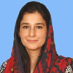 ayesha raza.jpg