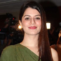 kainaat arora.jpg