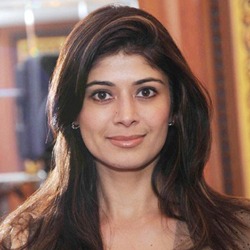 pooja batra.jpg