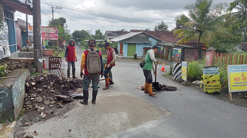 Cipaku Pagerandong (penambalan).jpg