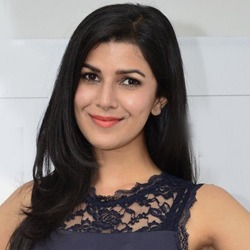 nimrat kaur.jpg