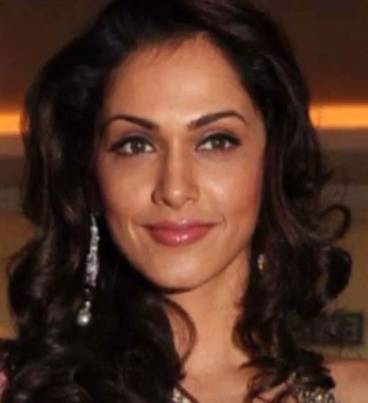 Isha Koppikar.jpg