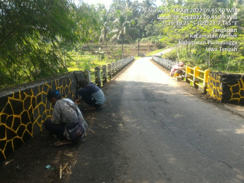 Kradenan Tangkisan (Pengecatan Jembatan).jpg