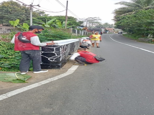 Selaganggeng Serayularangan (Pengecatan).jpg