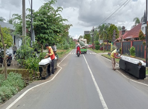 Puspawresti (Pengecatan).jpg