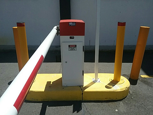 BOOM GATE / RETRACTABLE BOLLARD.jpg