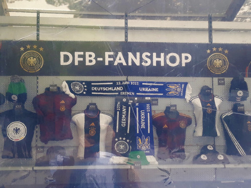 27.jpg