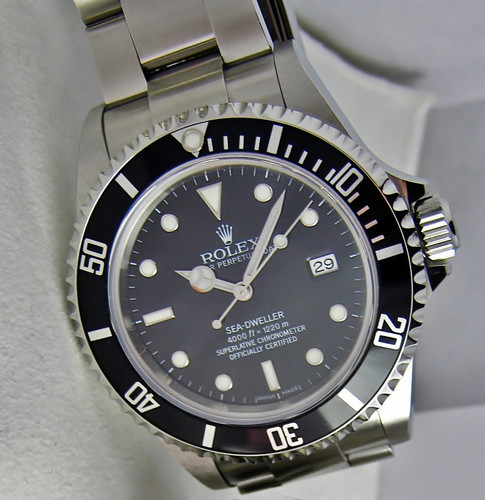 Rolex Sea Dweller 16600.jpg