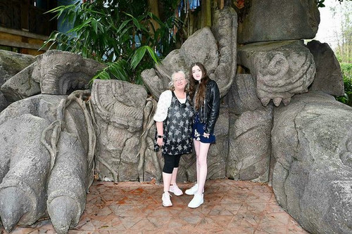 962190084_MEDIUM (1).jpg