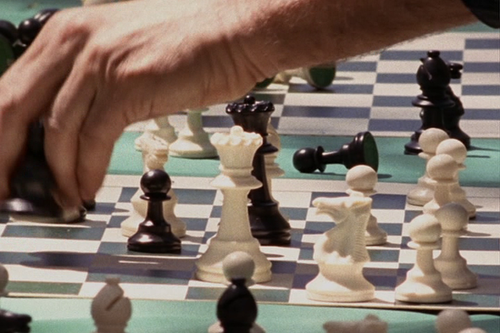 Knights.of.the.South.Bronx.2005.NTSC.DVD.REMUX.DD.2.0 SPLiFF 00.19.05.png