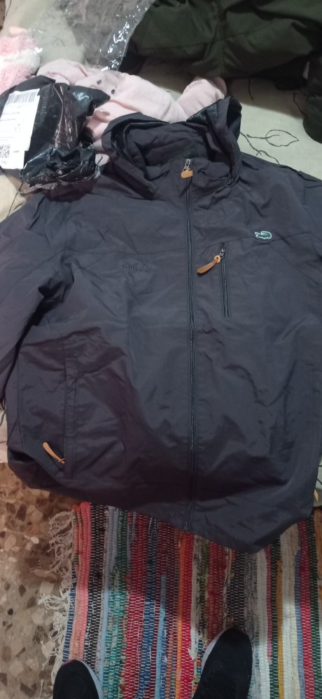 A68e784d3a83b4ae796d95709acef407av (1).jpg