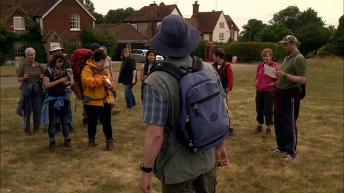 The.Great.Outdoors.S01E01.Episode.1.1080p.AMZN.WEB DL.DD%2B2.0.H.264 Cinefeel 00.04.10.png