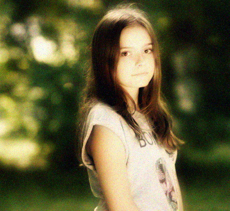 portrait of a young girl 800.jpg